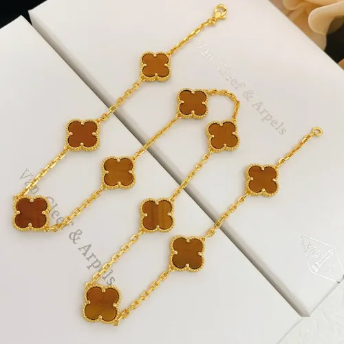 Replica Van Cleef & Arpels Necklaces For Women #1406580 $45.00 USD for Wholesale