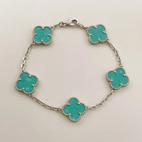 Van Cleef &amp; Arpels Bracelets For Women #1406582 $34.00 USD, Wholesale Replica Van Cleef &amp; Arpels Bracelets