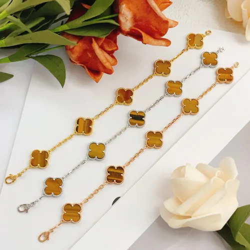 Replica Van Cleef & Arpels Bracelets For Women #1406591 $34.00 USD for Wholesale
