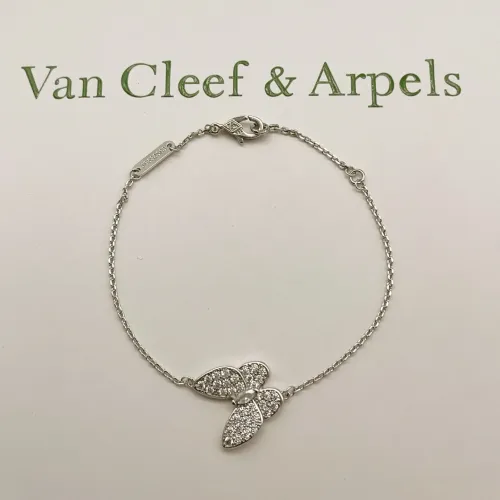 Van Cleef &amp; Arpels Bracelets For Women #1406608 $25.00 USD, Wholesale Replica Van Cleef &amp; Arpels Bracelets