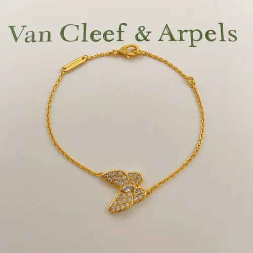 Van Cleef &amp; Arpels Bracelets For Women #1406610 $25.00 USD, Wholesale Replica Van Cleef &amp; Arpels Bracelets