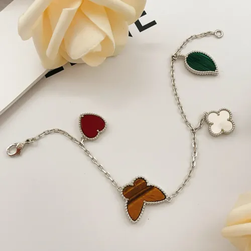 Replica Van Cleef & Arpels Bracelets For Women #1406632 $34.00 USD for Wholesale