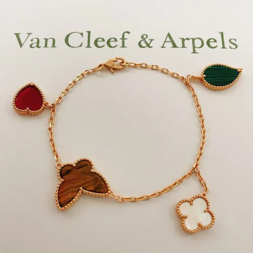 Van Cleef &amp; Arpels Bracelets For Women #1406633 $34.00 USD, Wholesale Replica Van Cleef &amp; Arpels Bracelets