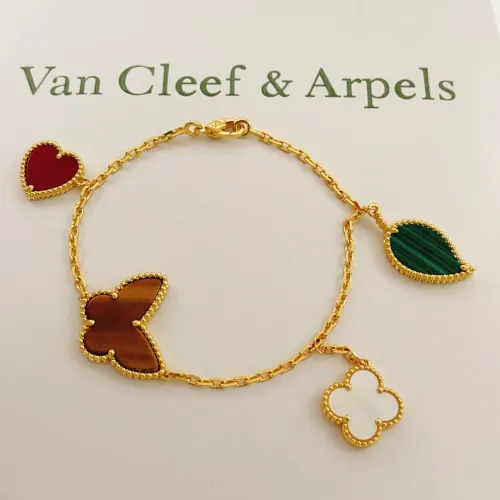 Van Cleef &amp; Arpels Bracelets For Women #1406634 $34.00 USD, Wholesale Replica Van Cleef &amp; Arpels Bracelets