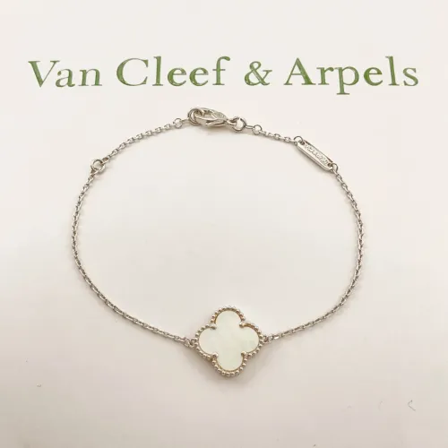 Van Cleef &amp; Arpels Bracelets For Women #1406638 $25.00 USD, Wholesale Replica Van Cleef &amp; Arpels Bracelets