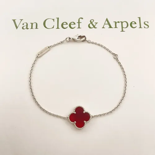 Van Cleef &amp; Arpels Bracelets For Women #1406644 $25.00 USD, Wholesale Replica Van Cleef &amp; Arpels Bracelets