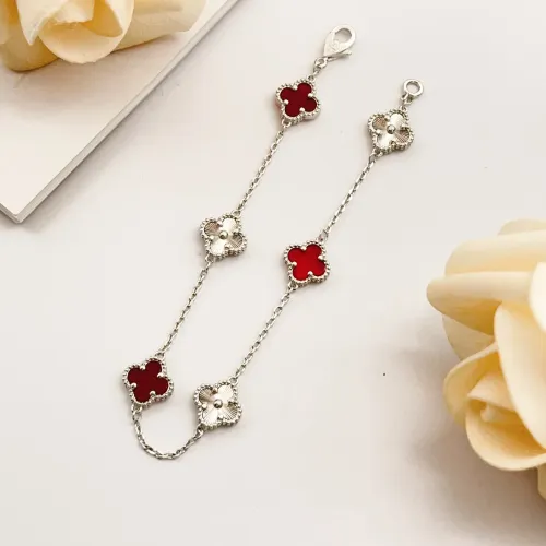 Van Cleef &amp; Arpels Bracelets For Women #1406655 $34.00 USD, Wholesale Replica Van Cleef &amp; Arpels Bracelets