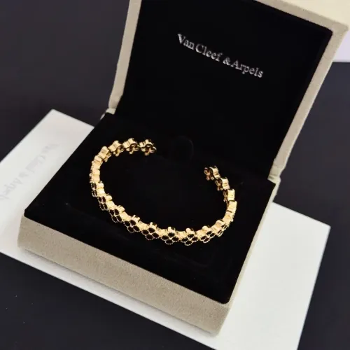Replica Van Cleef & Arpels Bracelets For Women #1407100 $48.00 USD for Wholesale