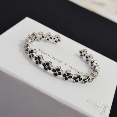 Van Cleef &amp; Arpels Bracelets For Women #1407101 $48.00 USD, Wholesale Replica Van Cleef &amp; Arpels Bracelets