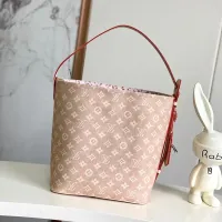 $200.00 USD Louis Vuitton AAA Quality Handbags For Women #1393228