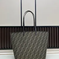 $88.00 USD Fendi AAA Quality Shoulder Bags For Women #1393568