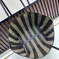 $88.00 USD Fendi AAA Quality Shoulder Bags For Women #1393568