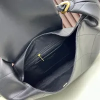 $100.00 USD Chanel AAA Quality Shoulder Bags For Women #1393576