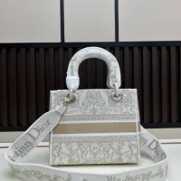 $112.00 USD Christian Dior AAA Quality Handbags For Women #1393620