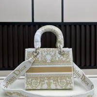 $112.00 USD Christian Dior AAA Quality Handbags For Women #1393621