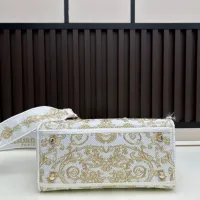 $112.00 USD Christian Dior AAA Quality Handbags For Women #1393621