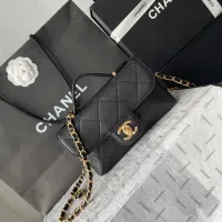 $112.00 USD Chanel AAA Quality Messenger Bags For Women #1393639