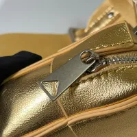 $102.00 USD Bottega Veneta BV AAA Quality Messenger Bags For Women #1393642