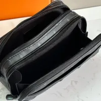 $132.00 USD Louis Vuitton AAA Man Messenger Bags #1397359