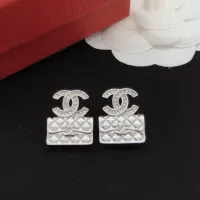 $25.00 USD Chanel Earrings For Women #1397401