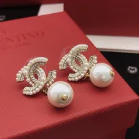 $25.00 USD Chanel Earrings For Women #1397412