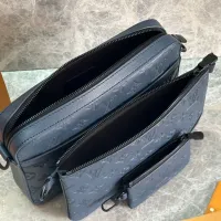 $182.00 USD Louis Vuitton AAA Man Messenger Bags #1397415