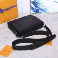 $182.00 USD Louis Vuitton AAA Man Messenger Bags #1397416