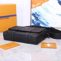 $182.00 USD Louis Vuitton AAA Man Messenger Bags #1397416
