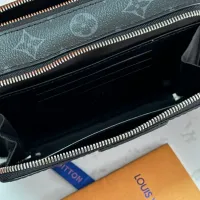 $125.00 USD Louis Vuitton AAA Man Messenger Bags #1397420