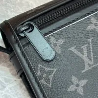$140.00 USD Louis Vuitton AAA Man Messenger Bags #1397427
