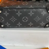 $160.00 USD Louis Vuitton AAA Man Messenger Bags #1397429