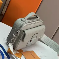 $160.00 USD Louis Vuitton AAA Man Messenger Bags #1397430