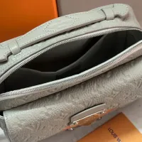 $160.00 USD Louis Vuitton AAA Man Messenger Bags #1397430