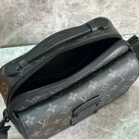$160.00 USD Louis Vuitton AAA Man Messenger Bags #1397431