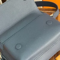 $162.00 USD Louis Vuitton AAA Man Messenger Bags #1397434