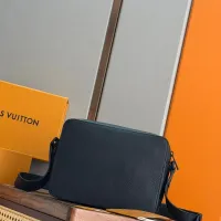 $162.00 USD Louis Vuitton AAA Man Messenger Bags #1397436