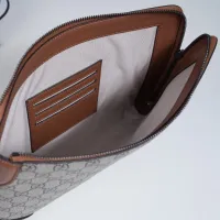 $96.00 USD Gucci AAA Man Pouches #1398057