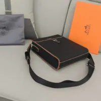 $108.00 USD Hermes AAA Man Messenger Bags #1398129