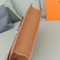 $102.00 USD Hermes AAA Man Pouches #1398144