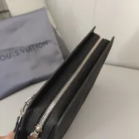 $96.00 USD Louis Vuitton AAA Man Pouches #1398204