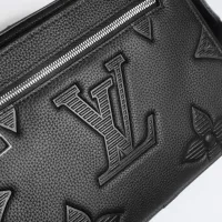 $108.00 USD Louis Vuitton AAA Man Messenger Bags #1398215
