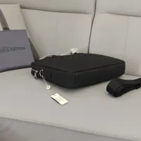 $162.00 USD Louis Vuitton AAA Man Handbags #1398222