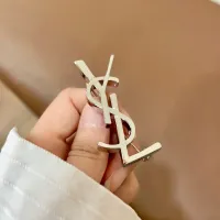 $32.00 USD Yves Saint Laurent Brooches For Women #1398223