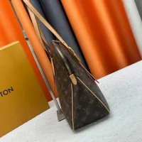 $72.00 USD Louis Vuitton AAA Quality Shoulder Bags For Women #1398397