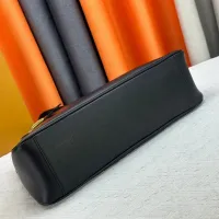 $72.00 USD Louis Vuitton AAA Quality Shoulder Bags For Women #1398398