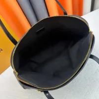 $72.00 USD Louis Vuitton AAA Quality Shoulder Bags For Women #1398398
