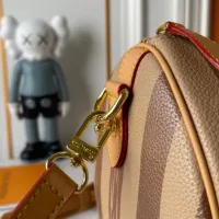 $76.00 USD Louis Vuitton AAA Quality Handbags For Women #1398439