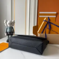 $76.00 USD Louis Vuitton AAA Man Messenger Bags #1398475