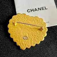 $27.00 USD Chanel Brooches For Women #1398998