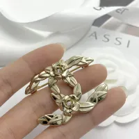 $32.00 USD Chanel Brooches For Women #1399010